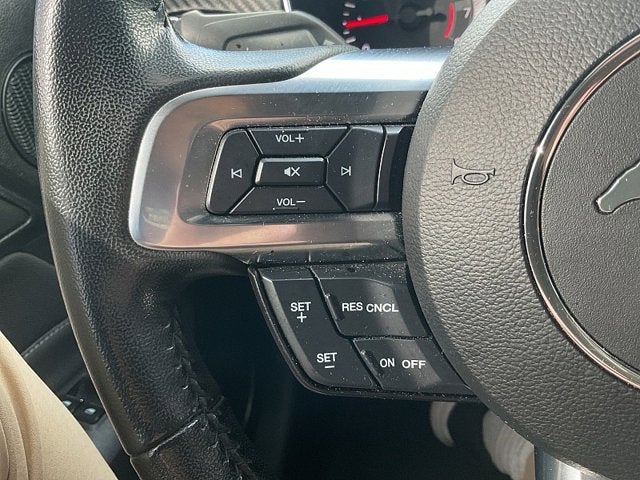 2022 Ford Mustang EcoBoost