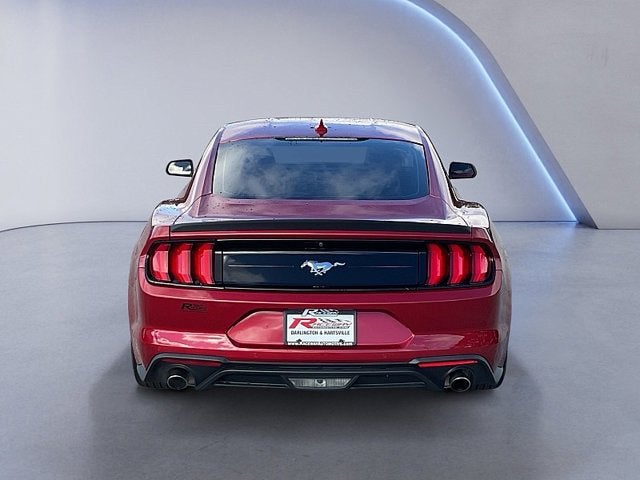 2022 Ford Mustang EcoBoost