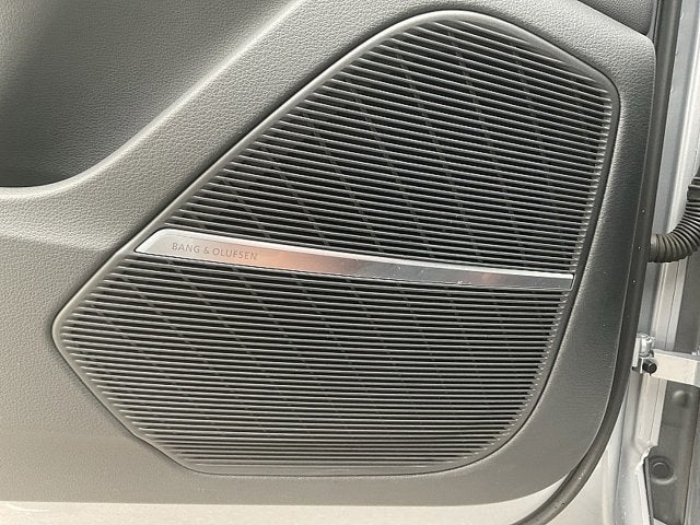 2022 Audi Q8 Premium Plus