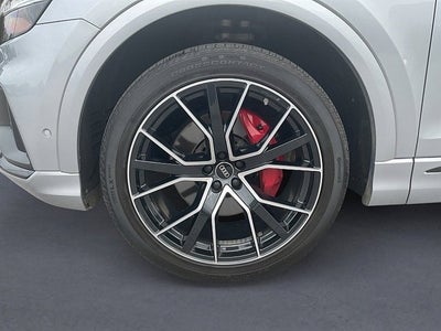 2022 Audi Q8 Premium Plus