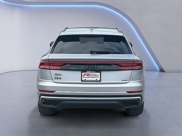 2022 Audi Q8 Premium Plus