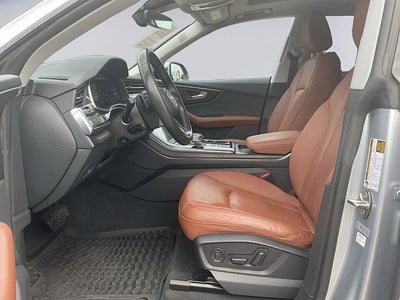 2022 Audi Q8 Premium Plus