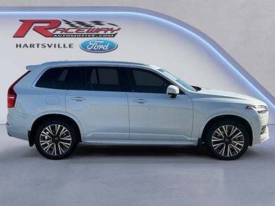 2021 Volvo XC90 Momentum