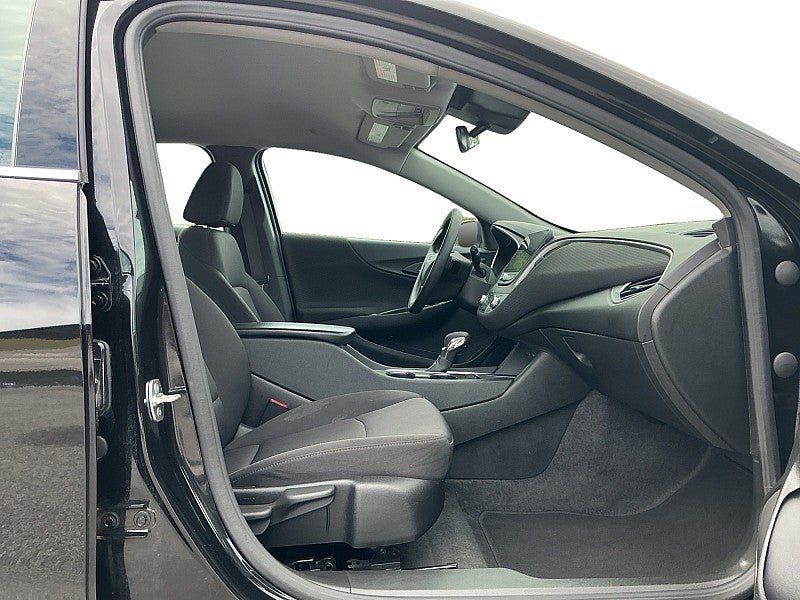 2025 Chevrolet Malibu LT w/1LT