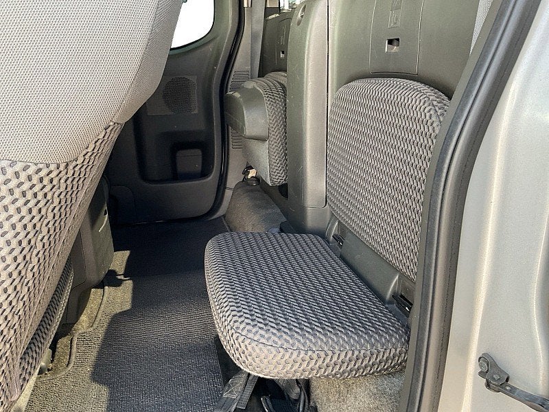 2011 Nissan Frontier SV