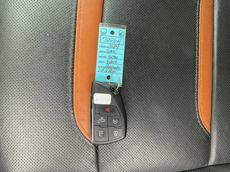 2024 GMC Sierra 1500 AT4