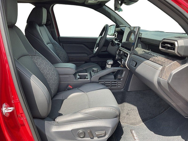 2025 Toyota Tacoma 4WD SR