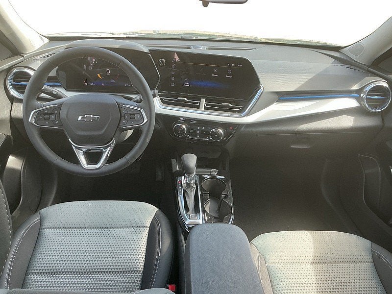 2026 Chevrolet Trax LT - Photo 12