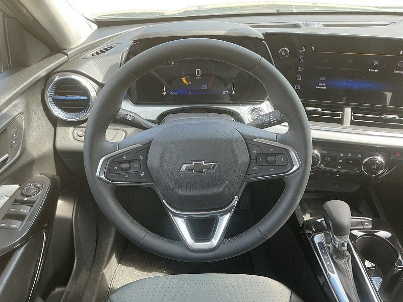 2026 Chevrolet Trax LT - Photo 14