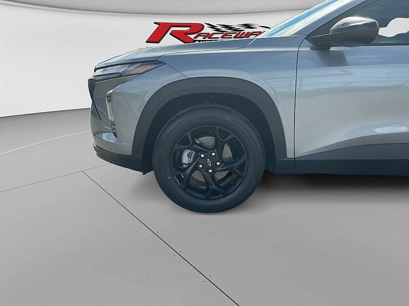 2026 Chevrolet Trax LT - Photo 15