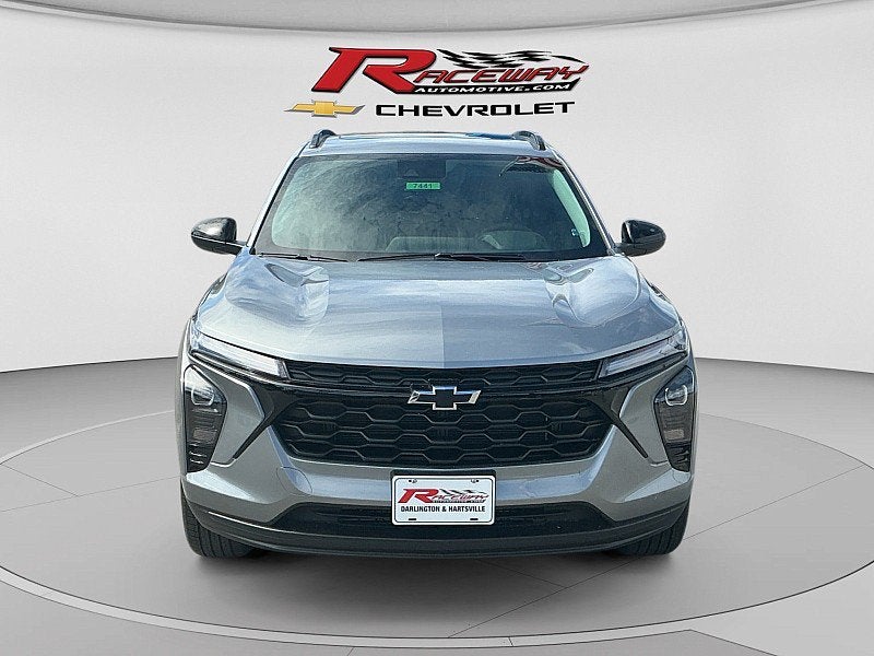 2026 Chevrolet Trax LT - Photo 8