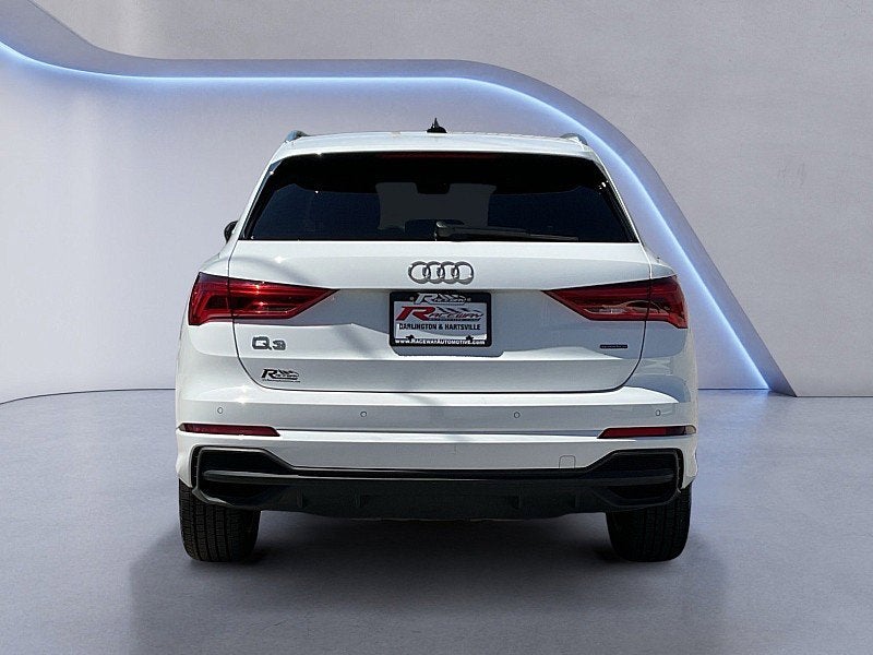 2023 Audi Q3 S line Premium